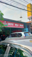 Depot Mila outside