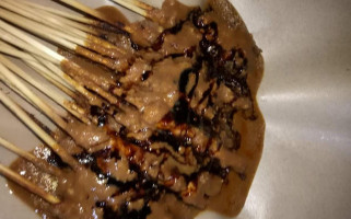 Sate Mirasa Sukanagara food