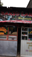 Bakso Laksana Wanareja outside