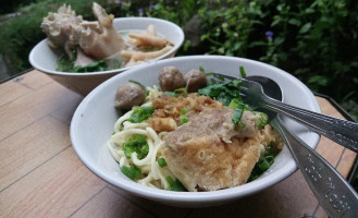 Mie Baso Rancamaya food