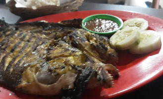 Warung Ikan Bakar Obat Pusing food