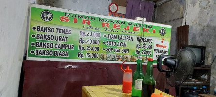 Rumah Makan Muslim Sir Rejeki menu