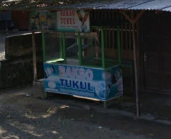 Bakso Tukul outside