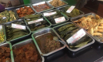 Warung Nasi Cikalong food