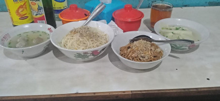 Mie Bakso Parahyangan food