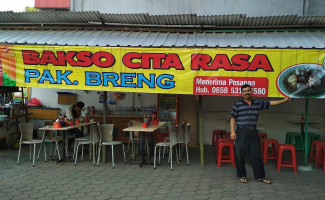 Bakso Citarasa Pak Breng outside