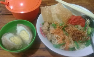 Bakso Ojo Lali Mas Moo 777 food