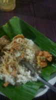 Warung Makan Tempe Pedes Sor Pelem food