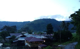 Rumah Makan Pemancingan Solotan outside