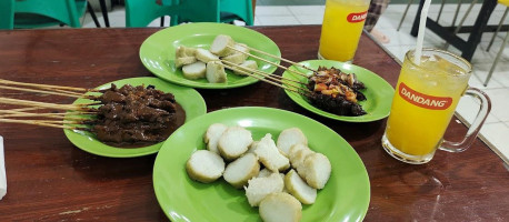 Warung Sate Maduratna Pak Sholeh food