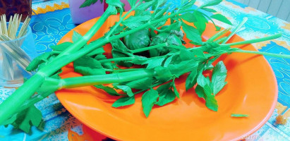 Warung Makan Bunderan food