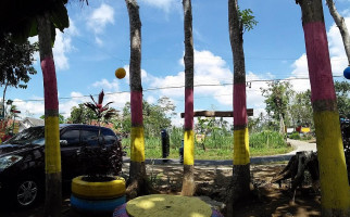 Rumah Makan Istana Laut outside