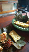 Warung Gegok Mbah Tumirah food