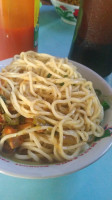 Mie Ayam Bakso Karomah food