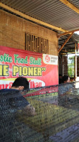 Ayam Geprek The Pioneer outside