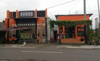 Depot Bakso Widuri outside