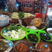Lesehan Ndoogg food