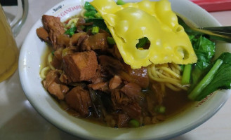 Bakso Mie Ayam Pangsit Gajah Mungkur Wonogiri) food