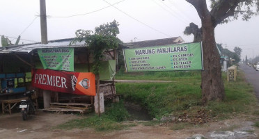 Warung Panjilaras outside