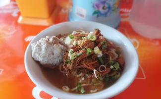 Bakso Goyang Lidah Kober food