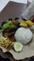 Warung Cak Yono 2 food