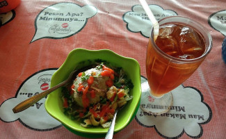 Bakso Mas Rindu food