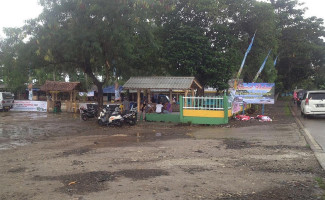 Pantai Karang Ampar outside