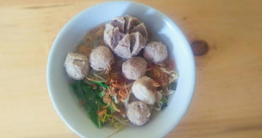 Mie Ayam Bakso Idolaku Solo food