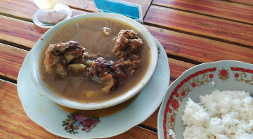 Wbk Warung Batas Kota) Mbak In Spesialis Asem2, Krengsengan Dan Sate Kambing food