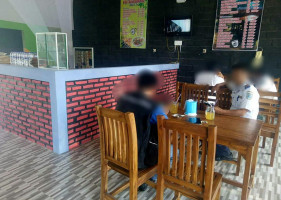 Wbk Warung Batas Kota) Mbak In Spesialis Asem2, Krengsengan Dan Sate Kambing inside