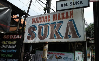 Warung Makan Suka outside