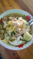 Soto Ayam Dan Rawon Maskumambang Khas Lamongan food