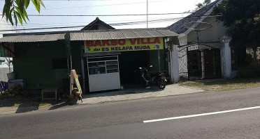 Bakso Villa outside