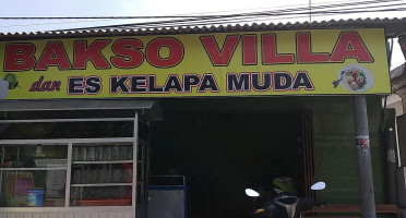 Bakso Villa outside