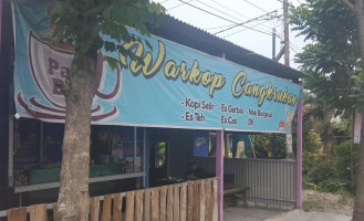 Warkop Cangkruk"an outside