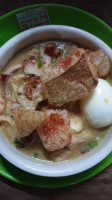 Joshua's Batchoy food