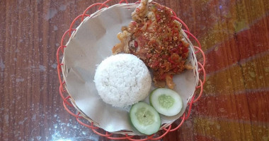 Ayam Gepuk Tulungagung (agt) Talaga food