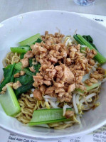 Bakmi Bangka 77 food