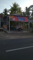 Bakso Mio outside