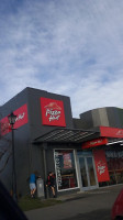 Pizza Hut outside