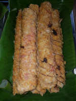 Aksha Kusina food