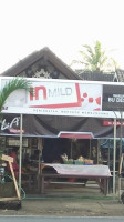 Warung Minuman outside