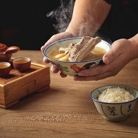 Sōng Fā Ròu Gǔ Chá Xīn Qiáo Lù food
