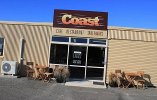 Coast Cafe outside