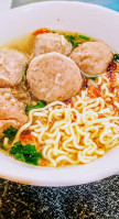 Bakso Dan Mie Ayam Mas Henson Parman food