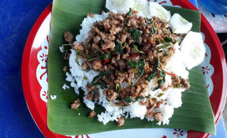 ก๋วยเตี๋ยวไก่ในสวน10บาท20บาท food