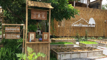 ฺbaannokkokna Khaoyai outside