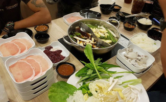 ชาบูบู๊ตึ๊ง ซอย12ลพบุรี Shabu Bootueng food