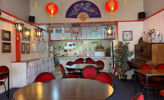 Papillon Chinese inside