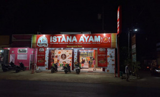 Istana Ayam Ngemplak Pati outside